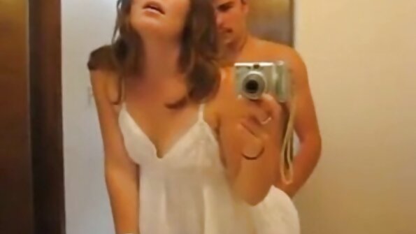 Adriana Chechik suger och knullar en gammal gubbe